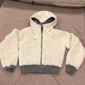 Lululemon cropped jacket